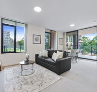 HomeHotel walking distance to Train and Westfield. - Australian Directory