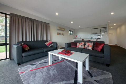 Horizons Golf Club, Villa 107 - Australian Directory 0