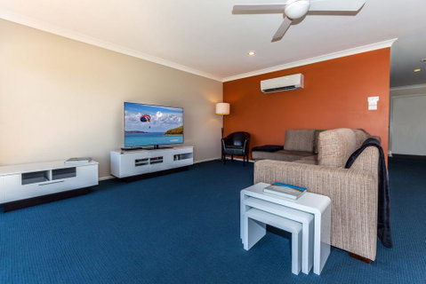 Horizons Golf Club, Villa 123 - Australian Directory 1