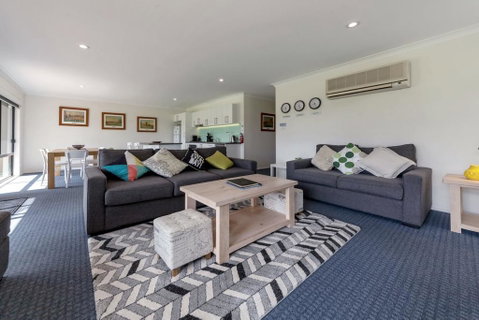 Horizons Golf Club, Villa 124 - Australian Directory 2