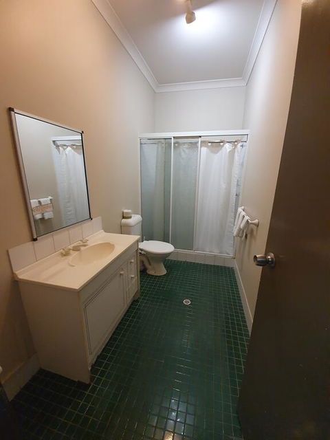 Hotel Allen - Australian Directory 3