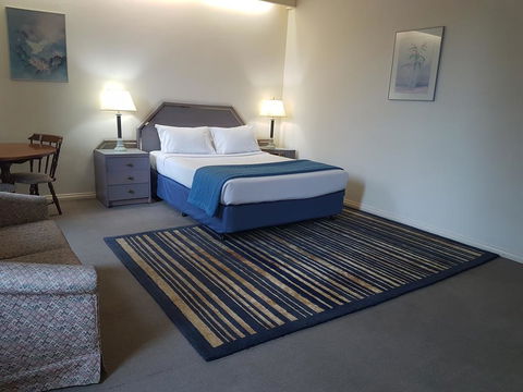 Hotel Cavalier - Australian Directory 3