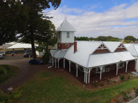 Ithaca 1896 Manor - Australian Directory 0