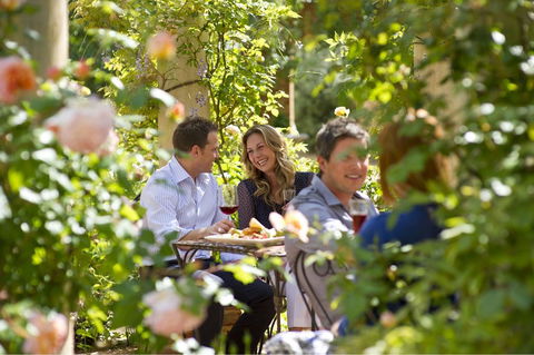 Jacobs Creek Retreat At Moorooroo Park - Australian Directory 3