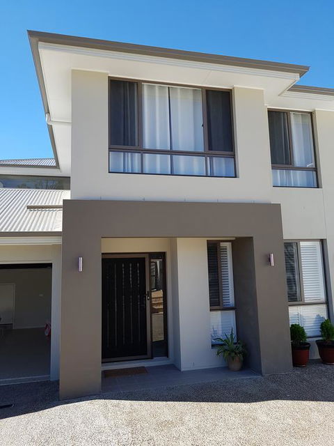 Jasper Place - Australian Directory 0