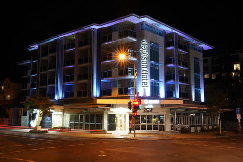 Jephson Hotel & Apartments - Australian Directory 0