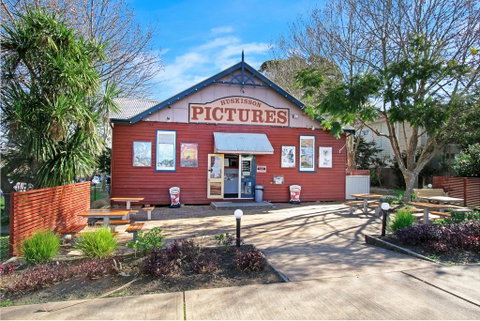 Jervis Bay Waterfront - Australian Directory 2