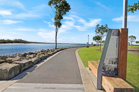 Jervis Bay Waterfront - Australian Directory 3