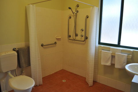 Karri Valley Chalets - Australian Directory 3