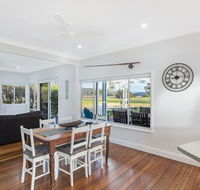 Kesla Beach House - Australian Directory