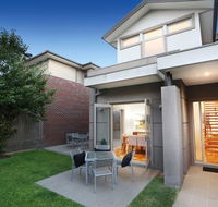 Kew Luxury Townhouse - Australian Directory