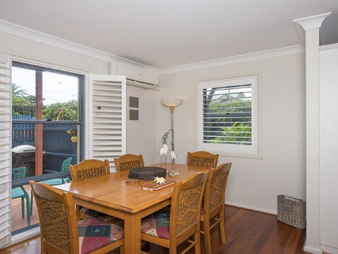 Kiama Beachscape On Manning - Australian Directory 2