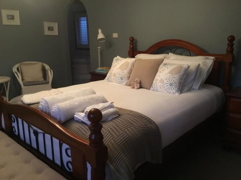 Kiama Guesthouse - Australian Directory 1