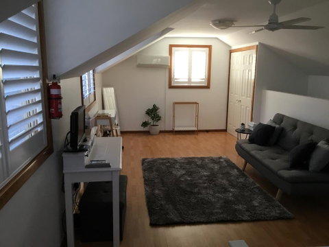 Kiama Hampton Cottage - Australian Directory 1
