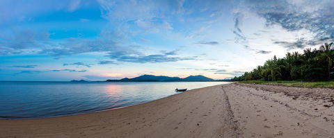 King Reef Beach House - Australian Directory 2