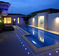Kraimorie Large family beach house with pool superb water views pool and games room - Australian Directory