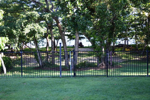 Kurrimine Beach Huts - Australian Directory 0