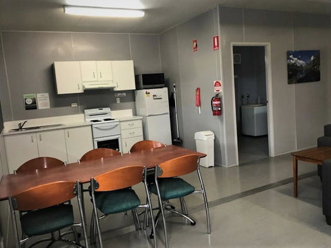 Lake Callide Retreat - Australian Directory 2