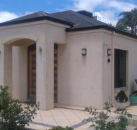 Lake Estate Stay - Australian Directory