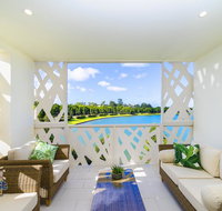 Lake Haven  the Cove - Australian Directory