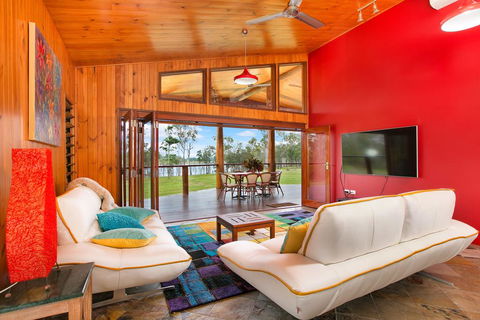 Lake Tinaroo Waterfrontage - Australian Directory 0
