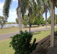 Lakeside Lodge Motel - Australian Directory