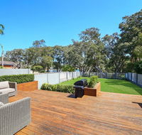 Lakeside Luxury - 13 Lake Street - Australian Directory