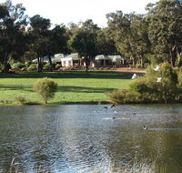 Lakeview Lodge - Australian Directory