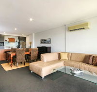 Large 3 Bedroom Apartment with River Views near the Stadium - Australian Directory