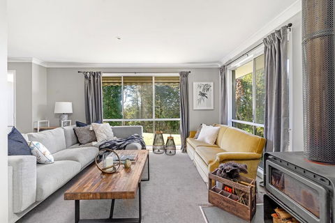 Lilyview Cottage - Robertson - Australian Directory 3