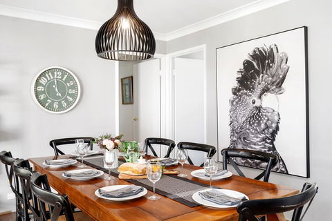 Lilyview Cottage - Robertson - Australian Directory 1