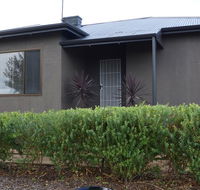 Lincoln Breeze - Australian Directory