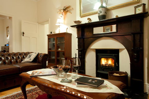 Linfield Cottage - Australian Directory 2