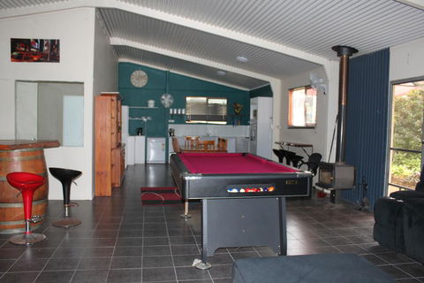 Linga Longa Spiritual Retreat - Australian Directory 2