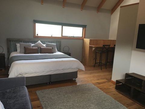 Lupos Loft - Australian Directory 0