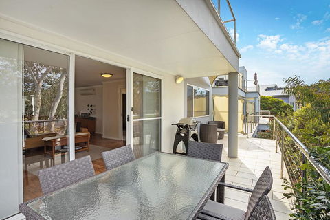 Luxury Boardwalk Apartment - Unit 7 - Australian Directory 1