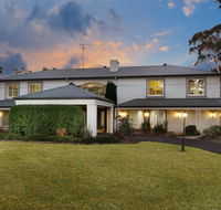Luxury Bungalow - Australian Directory