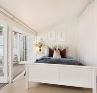 Luxury Designer Paddington Cottage  FREE WIFI - Australian Directory