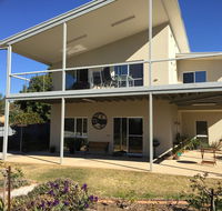 Lyreen's Apartment - Australian Directory