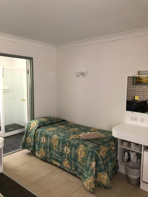 MacQuarie Valley Motor Inn - Australian Directory 2