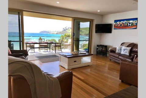 Magic Beach - Australian Directory 0