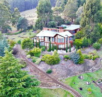 MAGICAL MOUNTAIN RETREAT - 20 mins to CBD and only 10 to MONA - Australian Directory