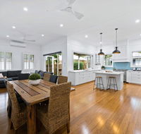 Magnolia on Mary - Australian Directory