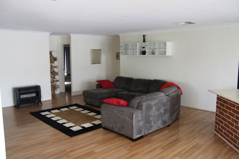 Mandurah Golf Links Retreat - Australian Directory 2