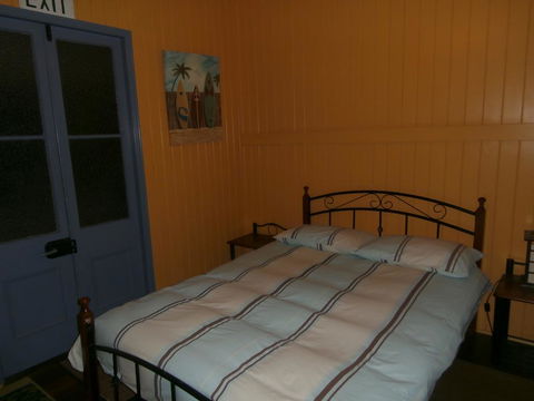 Mango Tourist Hostel - Australian Directory 2