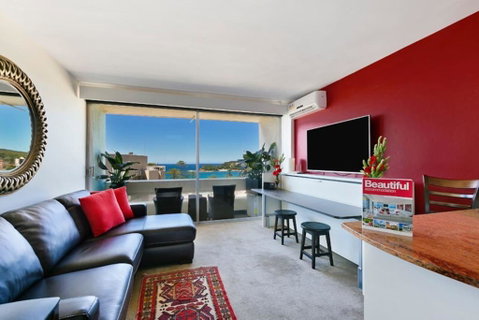 Manlybeachonline.com807 At The Beach - Australian Directory 0