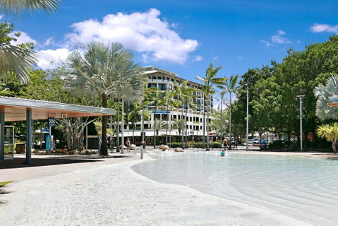 Mantra Esplanade - Australian Directory 2