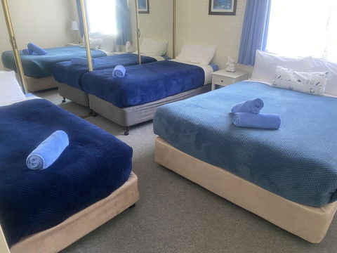 Marcel Towers Holiday Apartments - Australian Directory 1