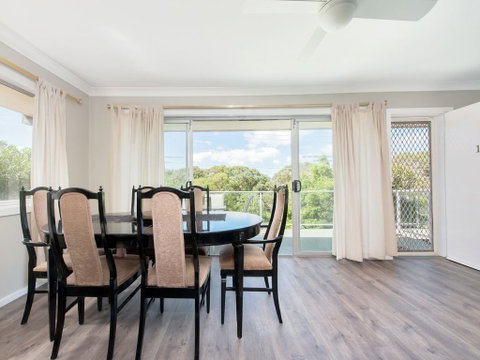 Marine Drive, Unit 01, 24, Surfair - Australian Directory 3