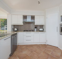 Mariner Beach House - Salamander Bay - Australian Directory